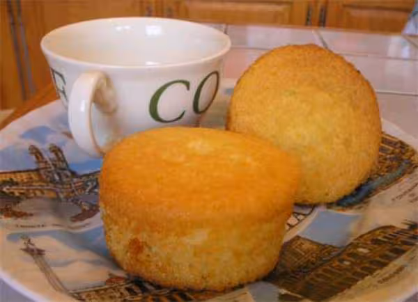 Petits gateaux blancs d oeufs