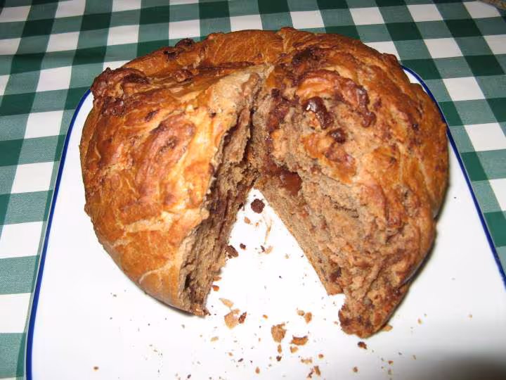 Pain a la pralinoise