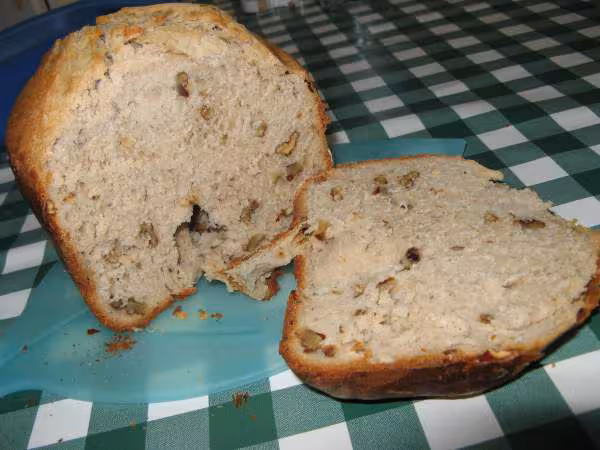 Pain roquefort et noix