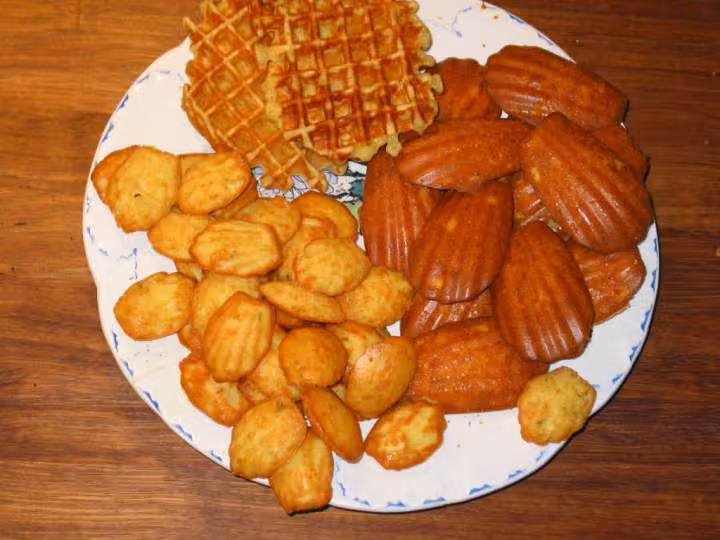 Madeleines au roquefort