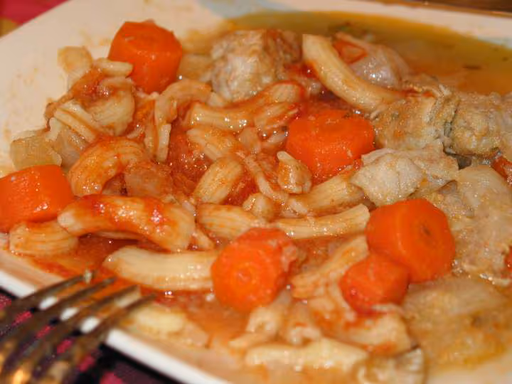 Rigatonis en sauce