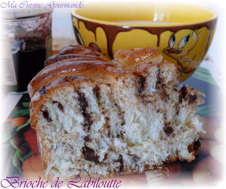 Brioche labiloutte avec sirop part