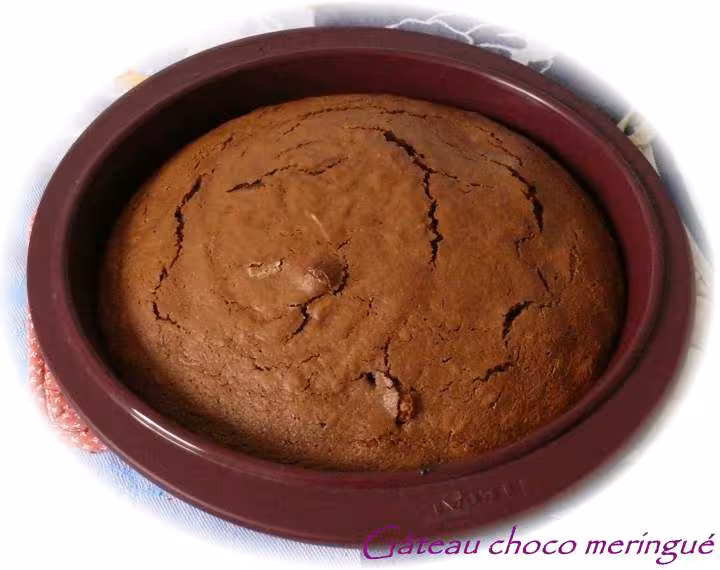 Gateau choco meringue dans moule