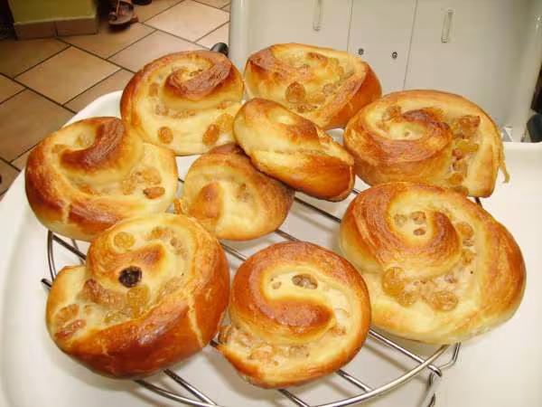 Pains aux raisins fait avec le reste de pate des oranais