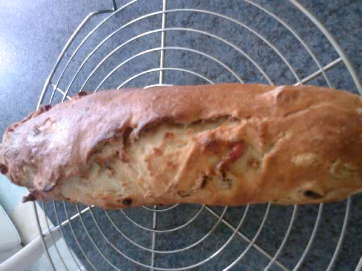 Pain aux olives et lardons3
