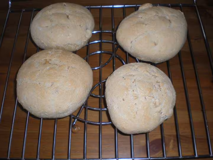 Mes premiers pains poolish apres cuisson