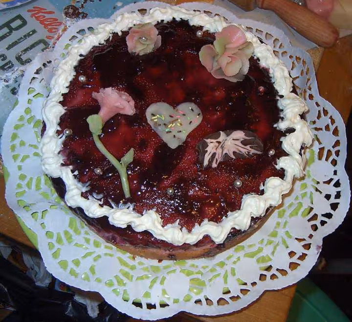 Gateau delice de framboise et fruit de la passion