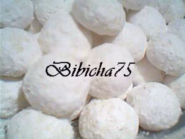 Boulettes blanches de noix de coco zoom