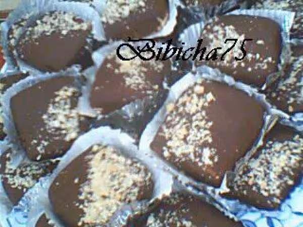 Carres d amandes et au confitures zoom
