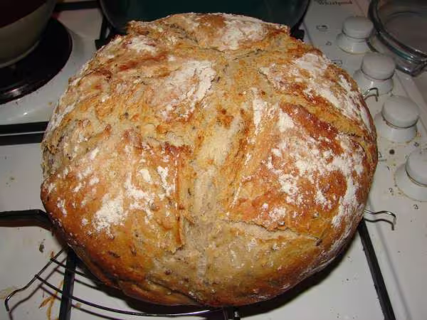Pain n 2 aux cereales et levain
