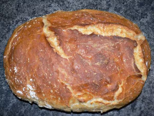 Pain sans petrissage sortie de la cocotte