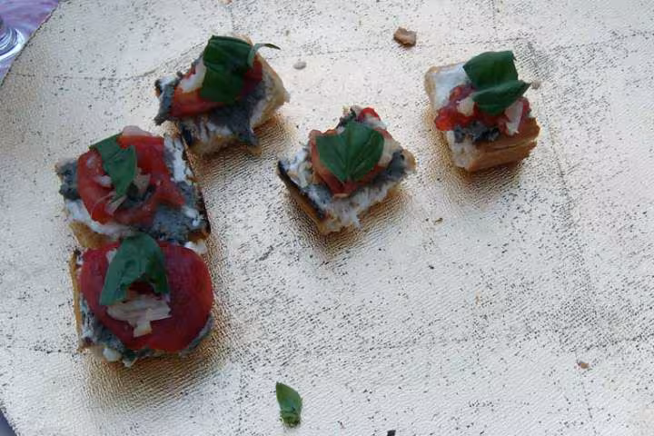 Toast tartine salee tapenade kiri