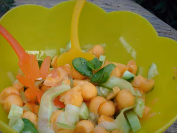 Salade melon concombre au pastis