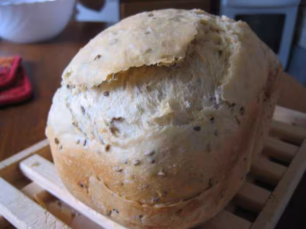 Pain d epeautre t70 et graines de lin croute