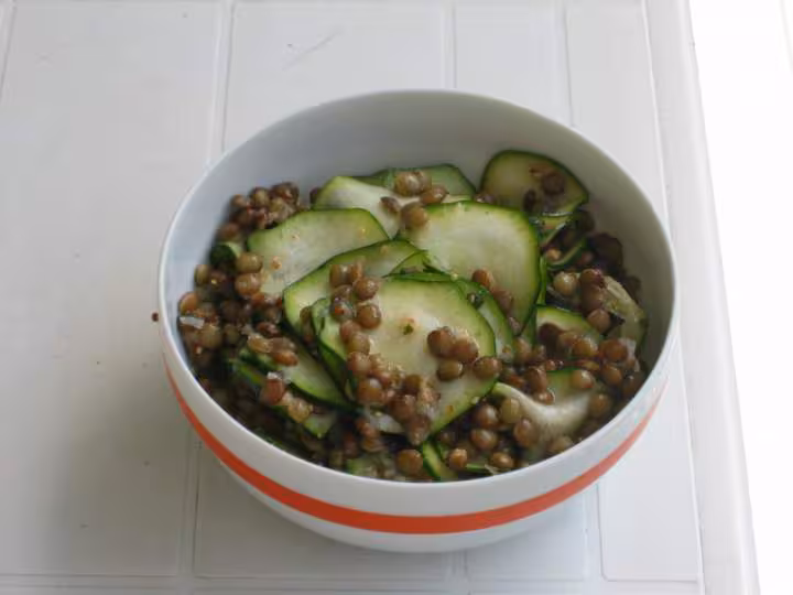 Salade de lentilles et courgettes au citron vert