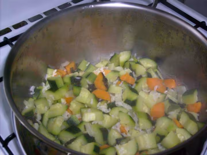 Melange courgettes riz et menthe fraiche
