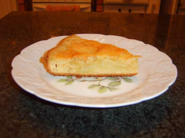 Gateau fondant aux pommes part