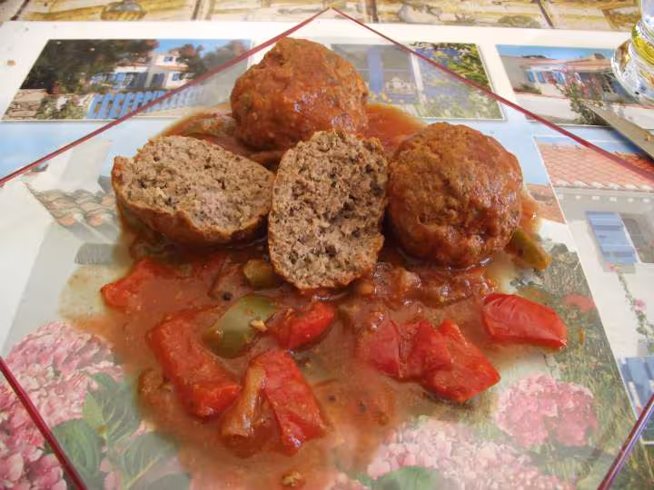 Boulette aux epices et poivrons