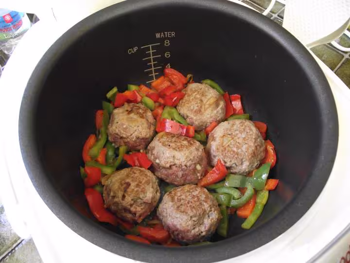 Boulette epices et poivrons
