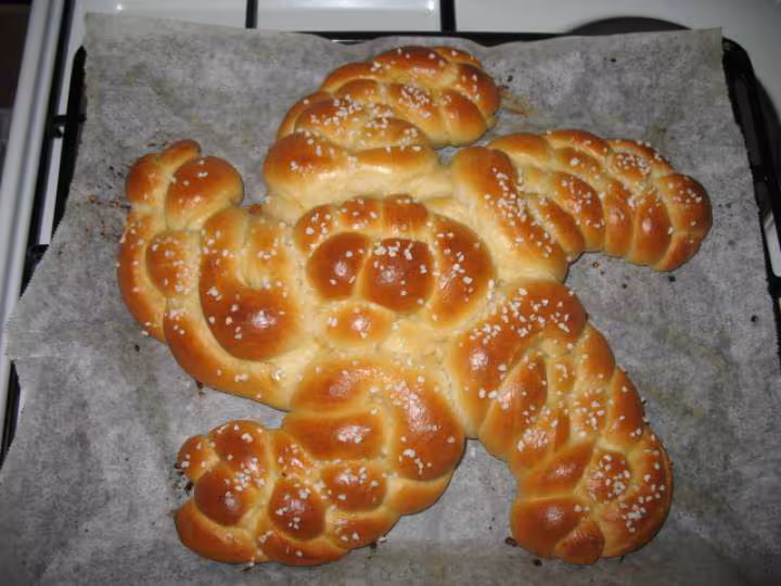 Brioche etoile tressee