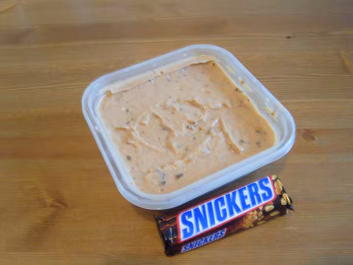 Glace au snickers