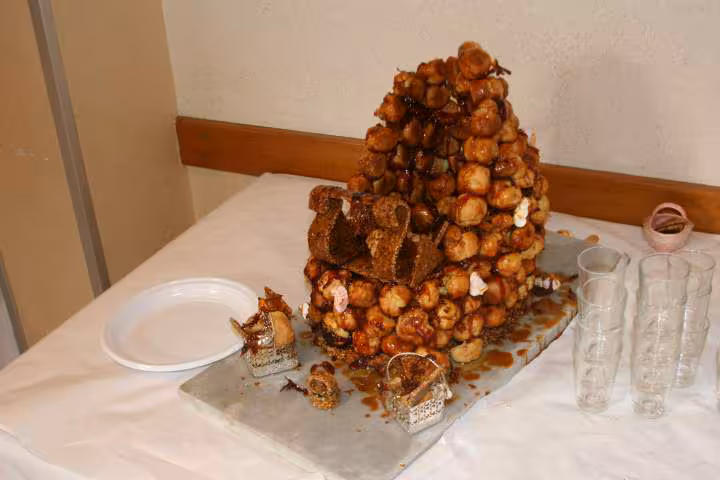 Ma pauvre piece montee c etait un berceau elle s est ecroulee