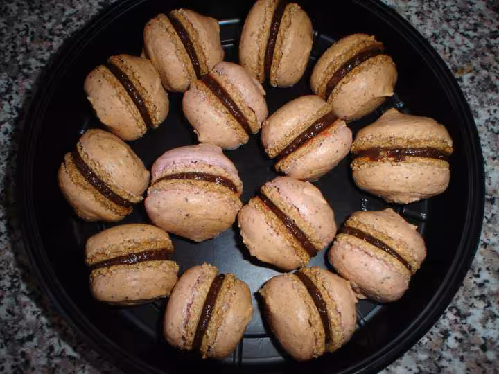 Macaron colorant rouge