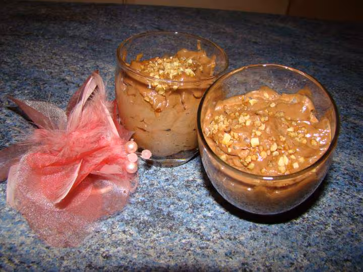 Mousse chocolat et pommes flambees au calva