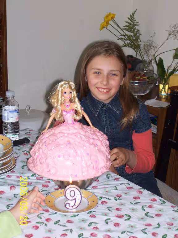Poupee gateau