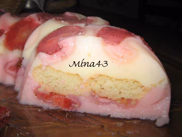 Coouronne de pudding fraise vanille