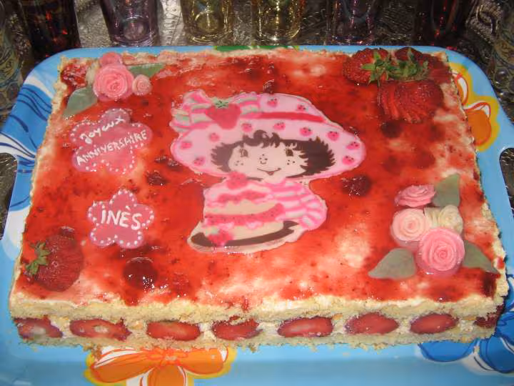 Fraisier charlotte aux fraises