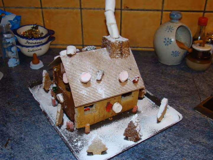 Maison pain d epice faite avec ludivine