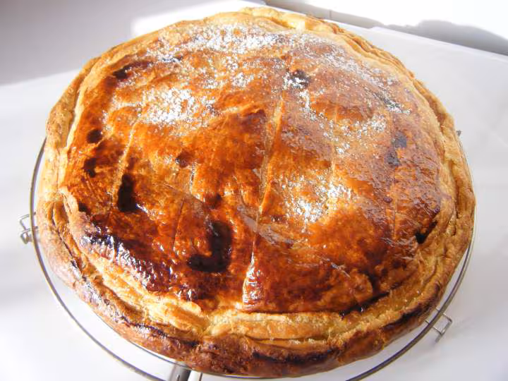 Galette creme patissiere amandes fruits