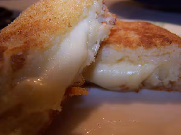 Croquettes fromage servies