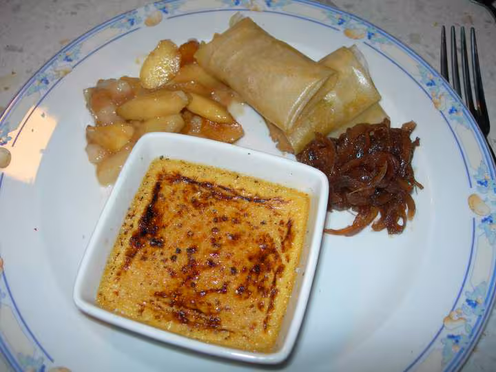 Creme brulee et brick au foie gras