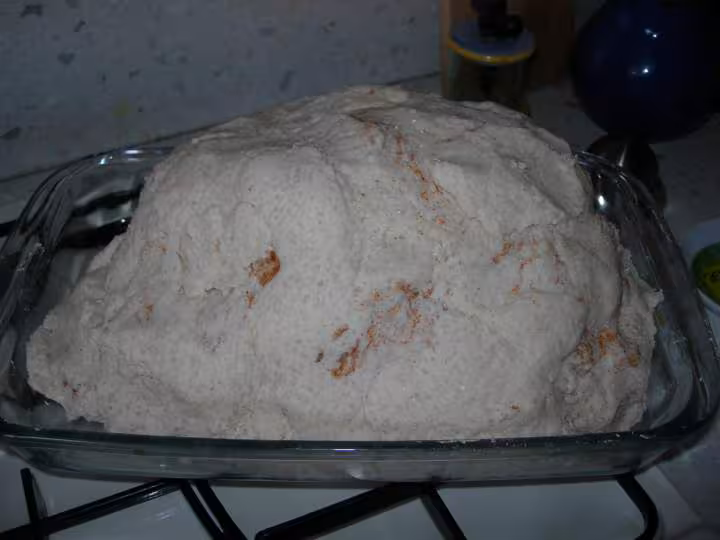 Poulet en pate a sel avant cuisson