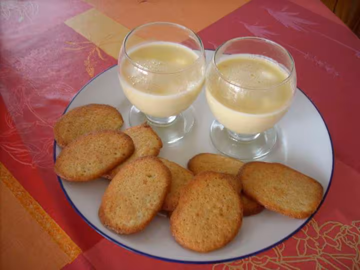 Creme anglaise et langues de chat home chef