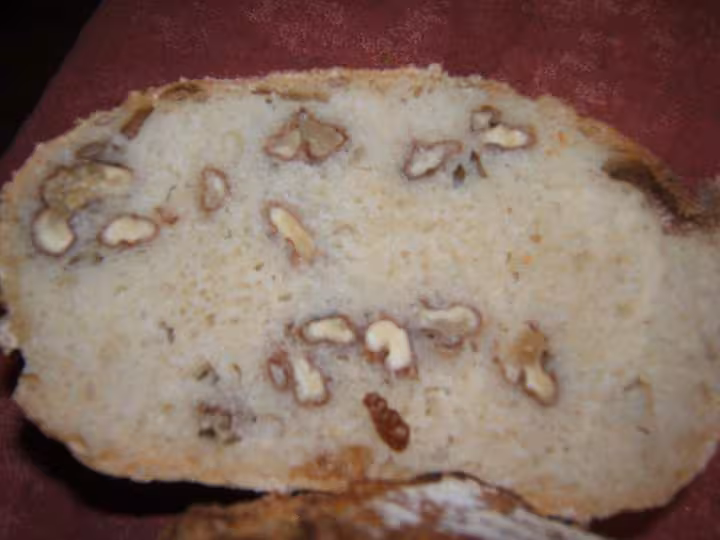 Pain en cocotte aux noix