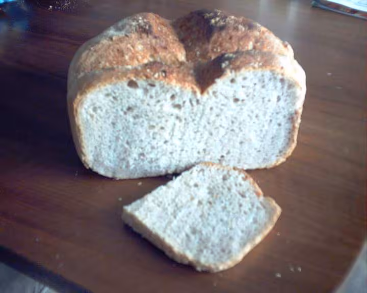 1er pain au levain coupe