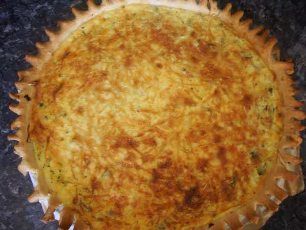 Tarte quiche avec restes de poisson