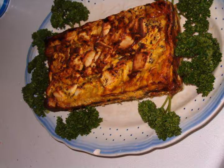 Cake courgettes et tomates jaunes avec feta