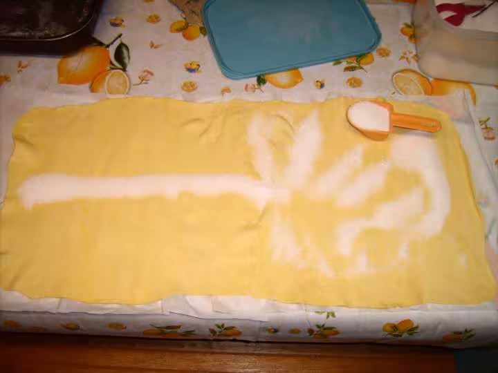 Preparation pate feuillete pour gros palmiers