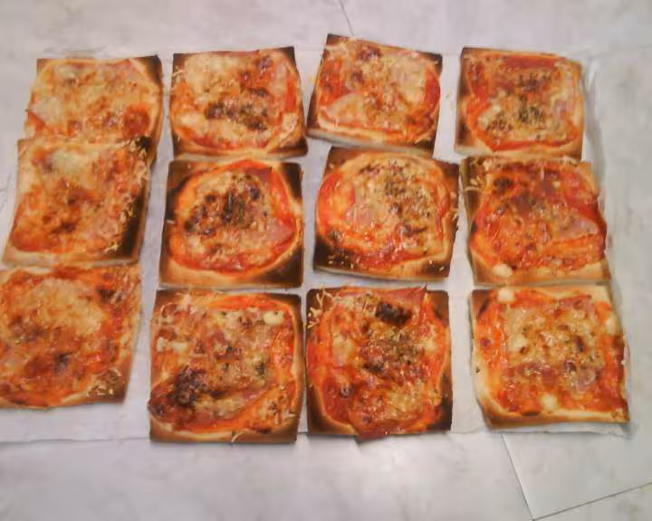 Tartines pizzas cuites