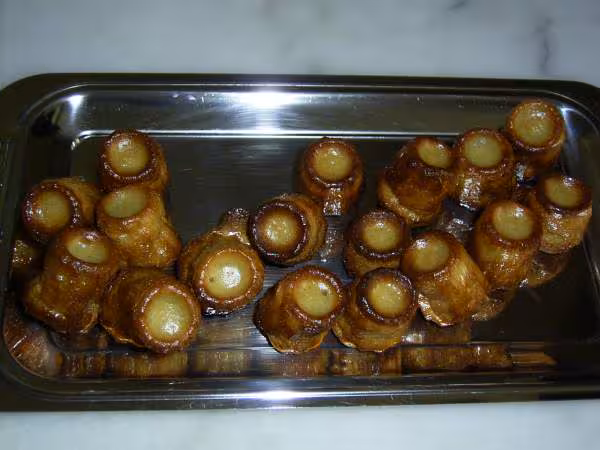 Mini canneles de bordeaux