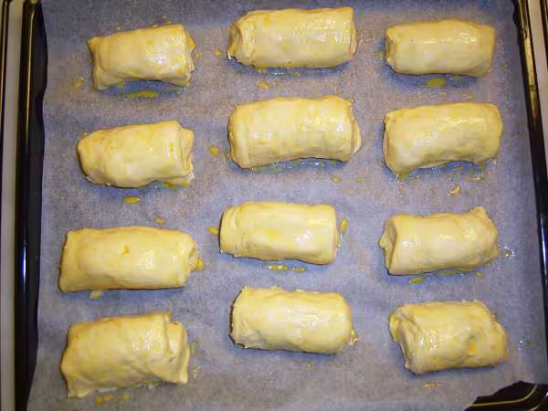 Petits pains pralinoise avant cuisson