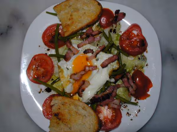 Salade lyonnaise