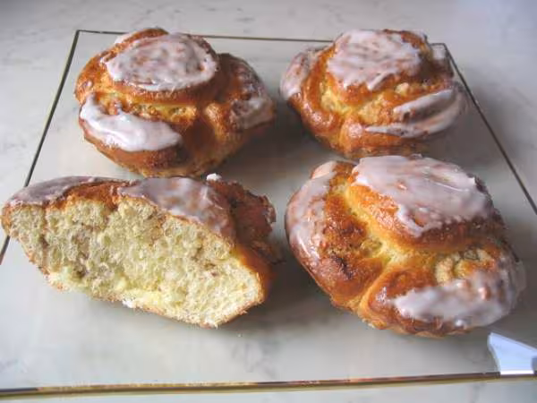 Petites brioches amandes noisettes