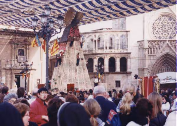 Armature du manteaux de la vierge