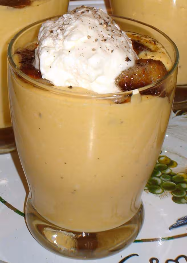Cappuccino de mangue aux eclats de foie gras