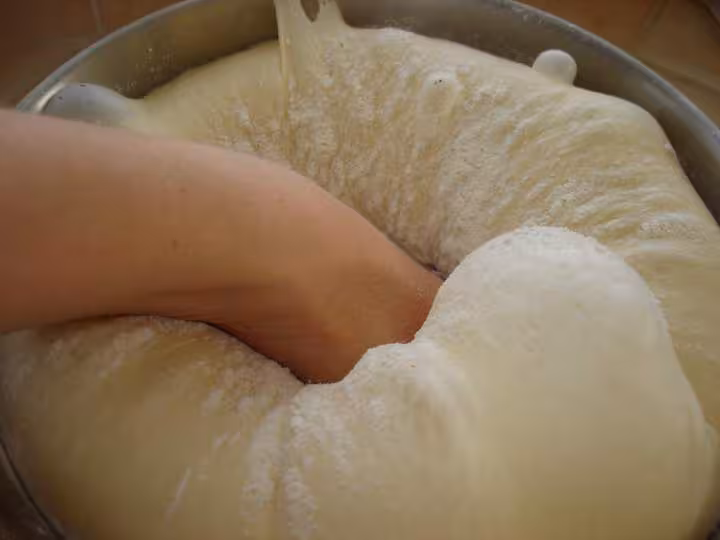 Faire retomber la pate avec le point farine
